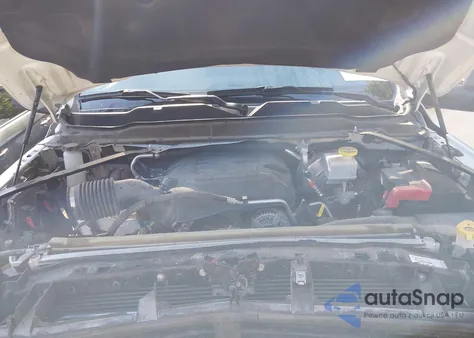 2024 Ram 2500 Tradesman 4X4 6'4 Box z USA, uszkodzony, nr VIN 3C6UR5CJ8RG138071